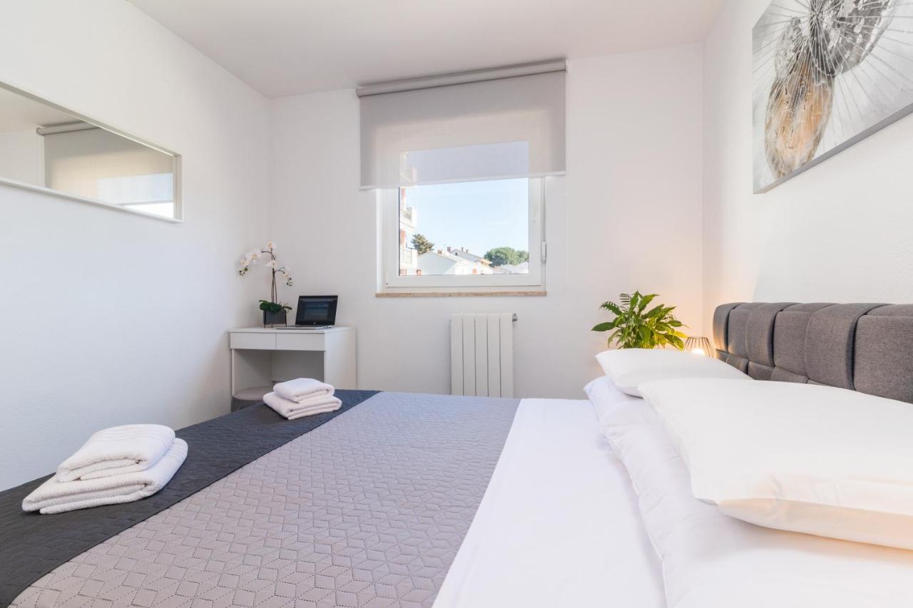 New Apartment Near Sea With 3 Bedrooms And 2 Bathrooms Pula Ngoại thất bức ảnh