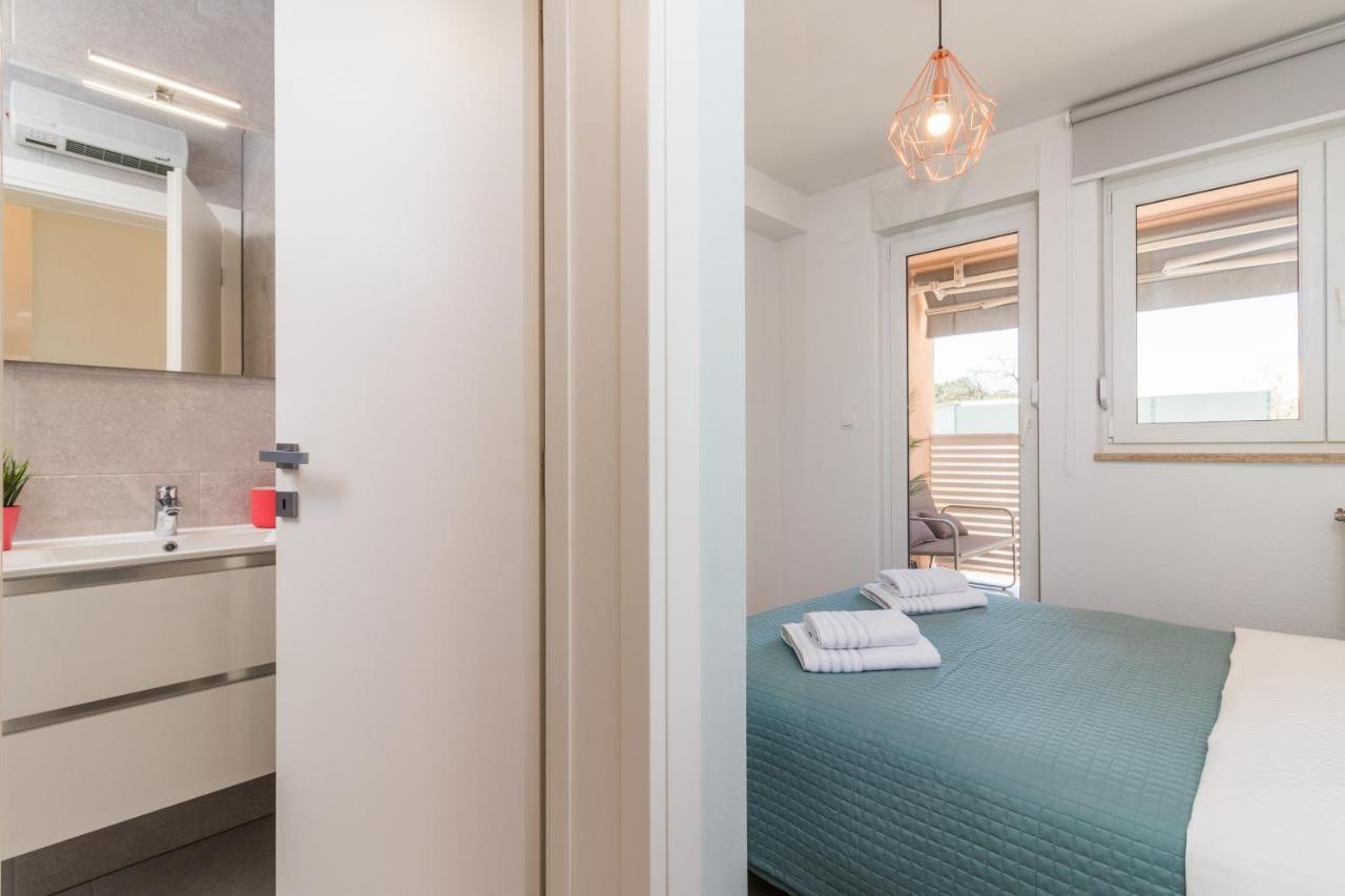 New Apartment Near Sea With 3 Bedrooms And 2 Bathrooms Pula Ngoại thất bức ảnh