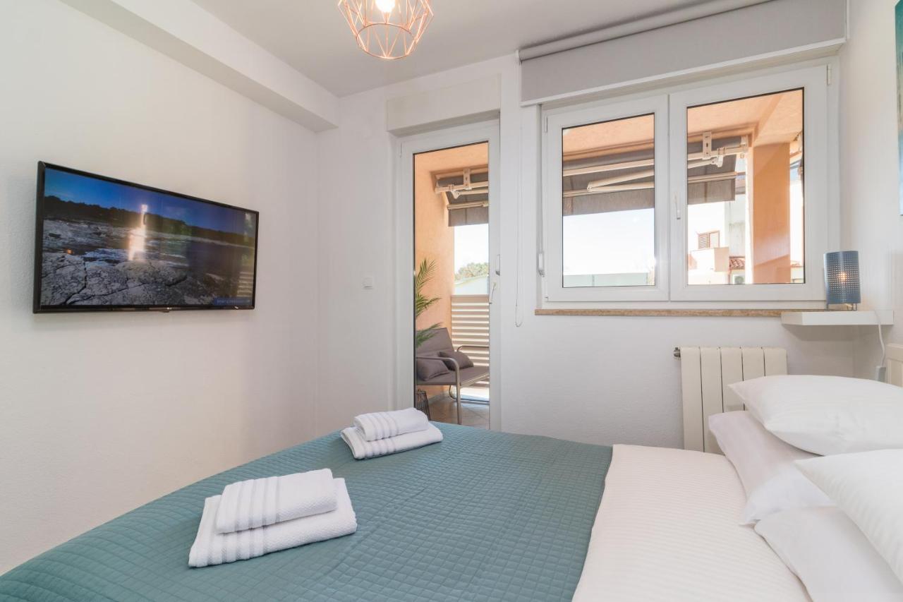 New Apartment Near Sea With 3 Bedrooms And 2 Bathrooms Pula Ngoại thất bức ảnh