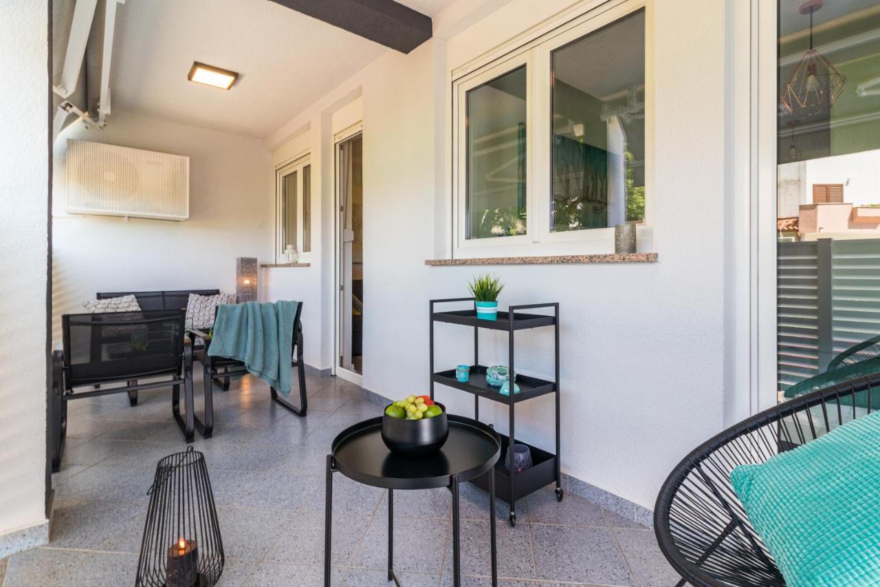New Apartment Near Sea With 3 Bedrooms And 2 Bathrooms Pula Ngoại thất bức ảnh